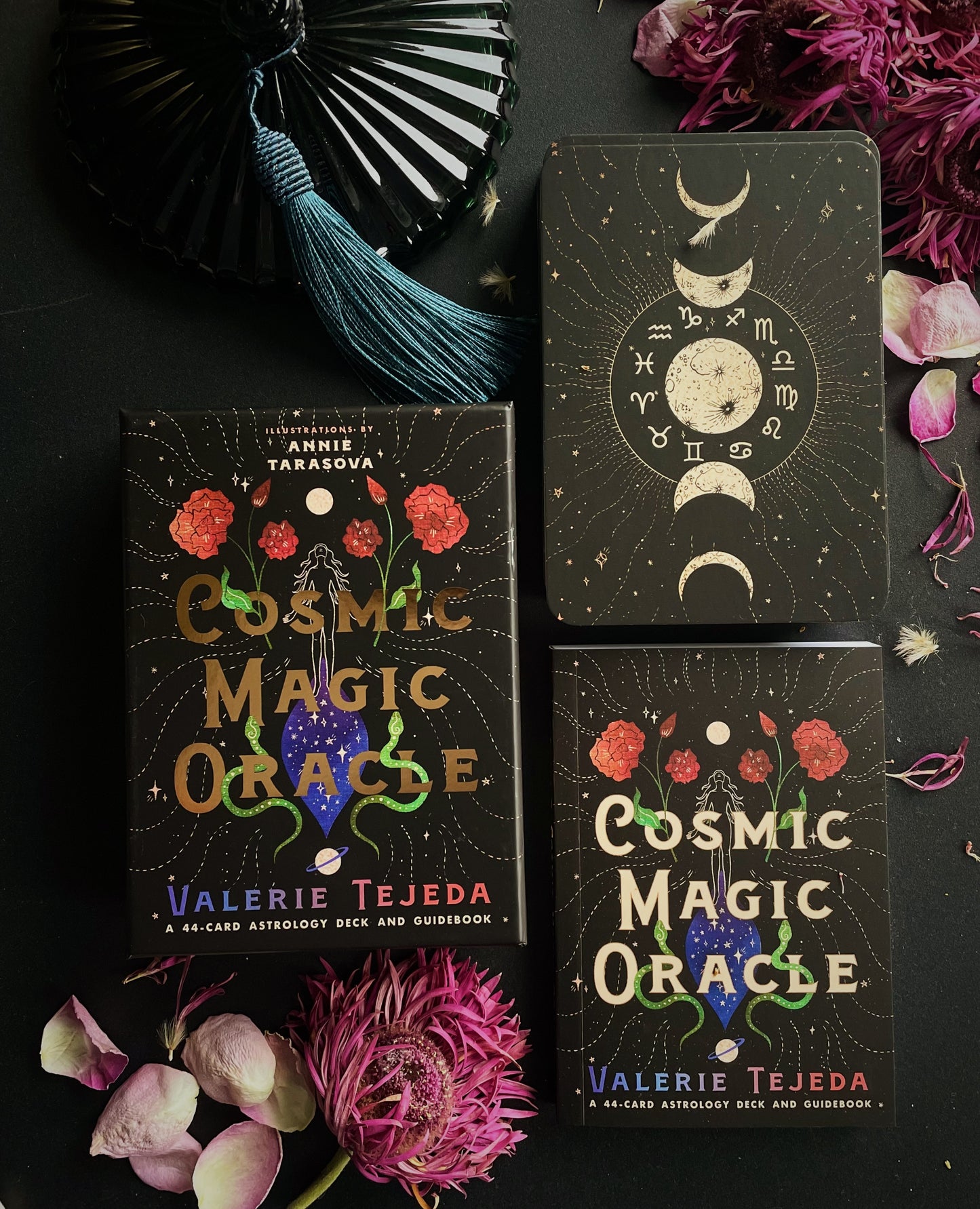 Astrologinės kortos „Cosmic Magic Oracle"