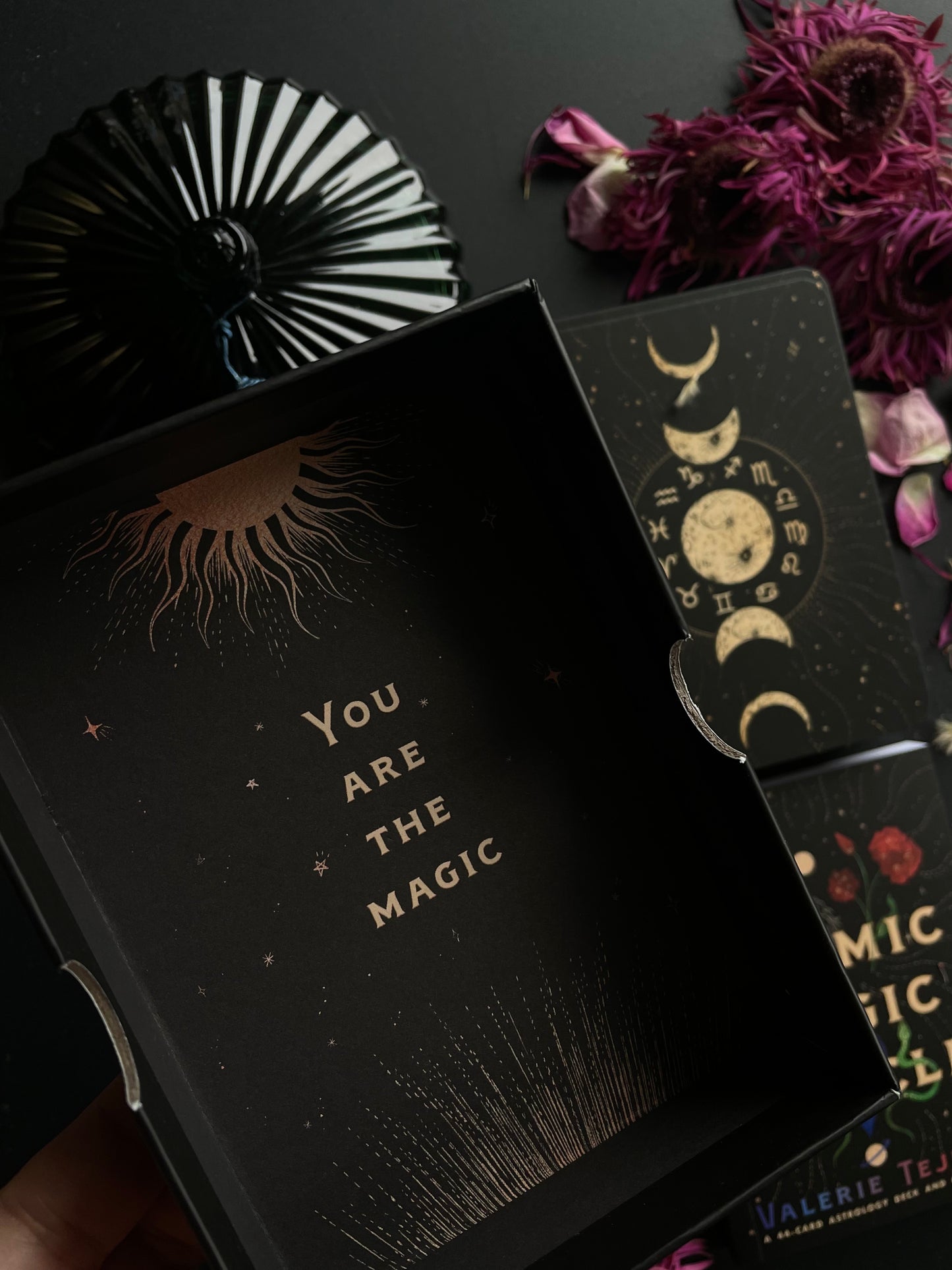 Astrologinės kortos „Cosmic Magic Oracle"