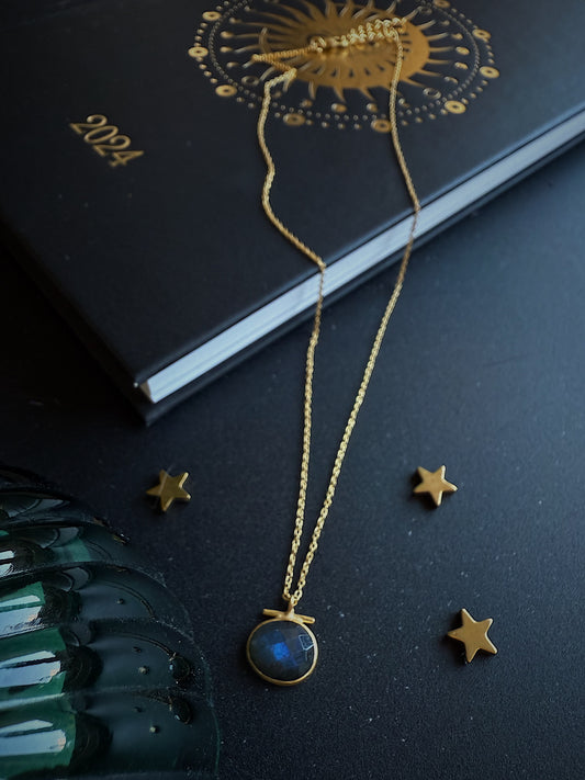 Kaklo Papuošalas su labradoritu "Balansas”