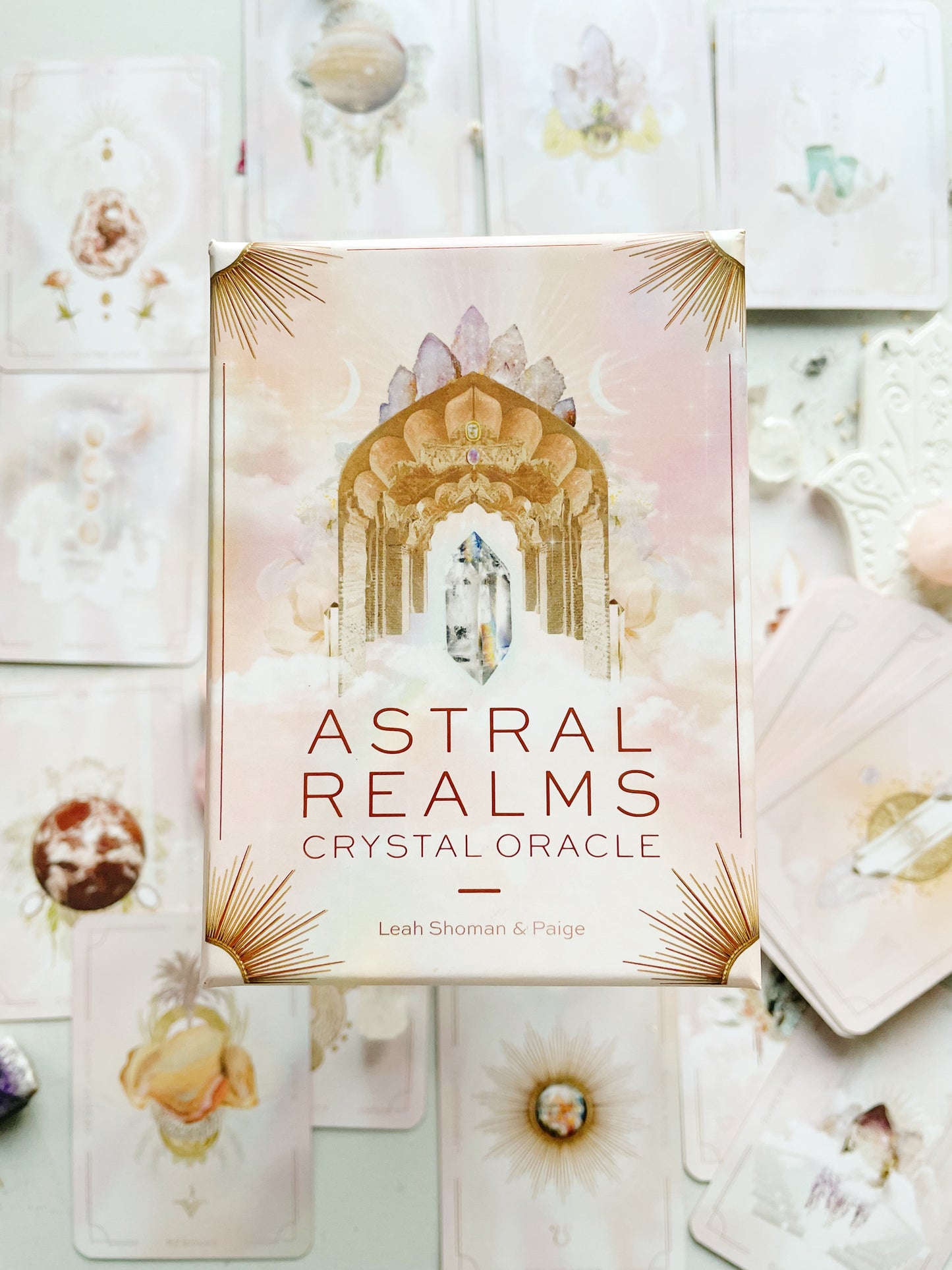 Kristalų kortos „Astral Realms Crystal Oracle - Dark Moon Crystals"