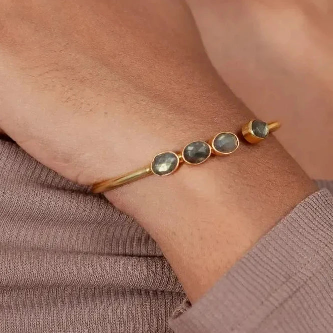 Labradorito apyrankė "Amžinoji liepsna"