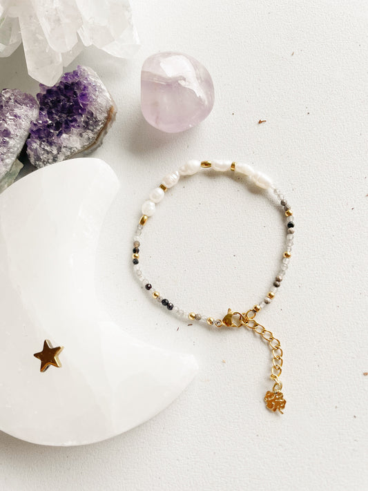 Labradorito ir Perlų apyrankė