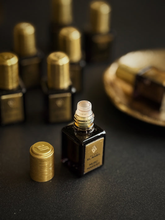 MUSC ABU DHABI aliejiniai kvepalai / citrusai, mediena