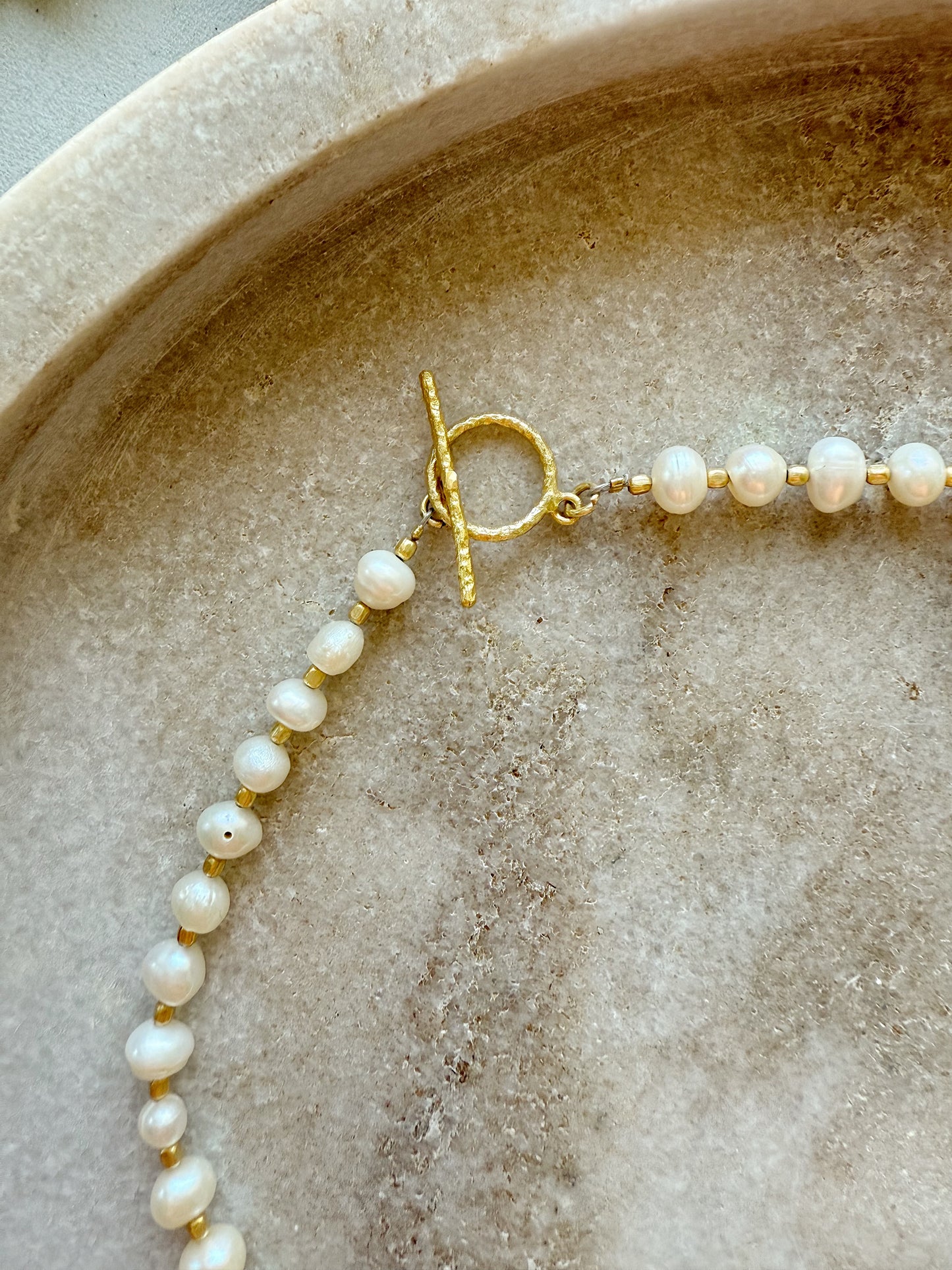 Perlų vėrinys “Afroditė”