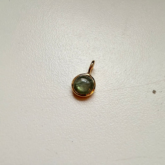 Sidabrinis Labradorito pakabukas