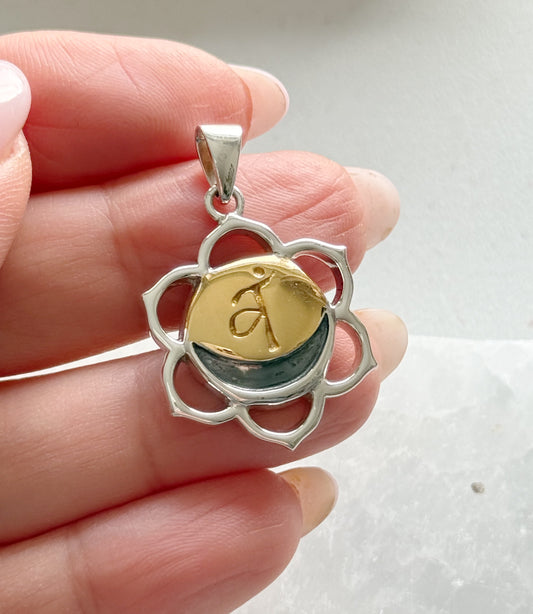 Sidabrinis sakralinės čakros pakabukas „Džiaugsmas“