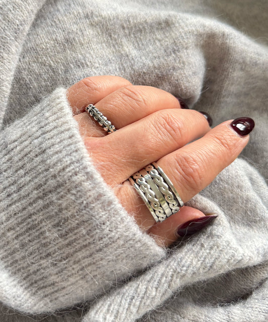 Sidabrinis žiedas "Gija"