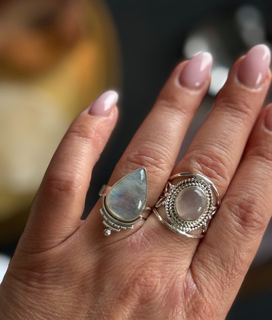 Sidabrinis žiedas su ametistu “Harmonija”