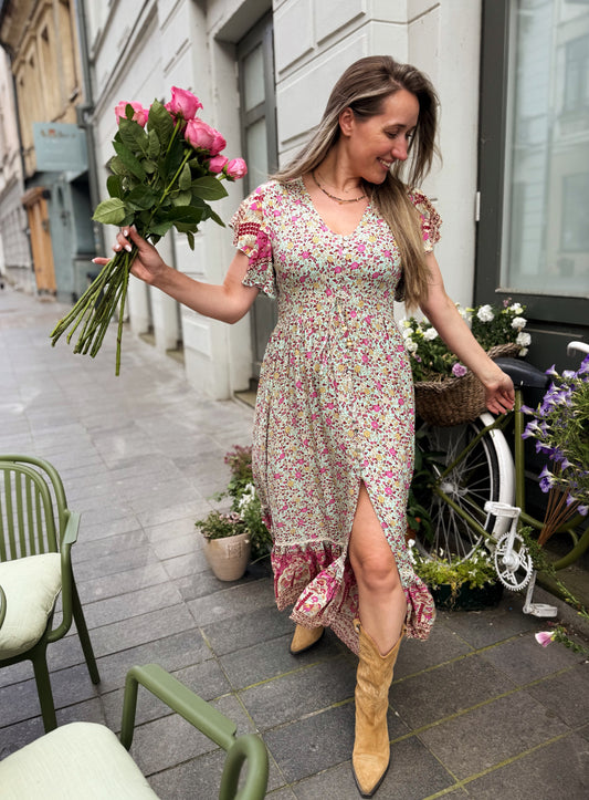 Suknelė “Žydinti”