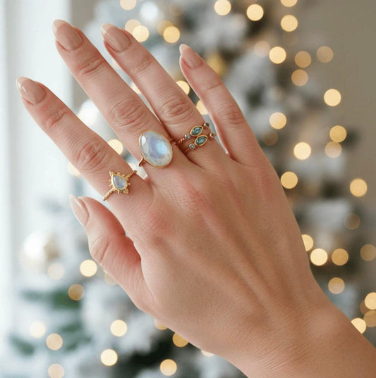 Žiedas su Mėnulio akmeniu “Intuicija”