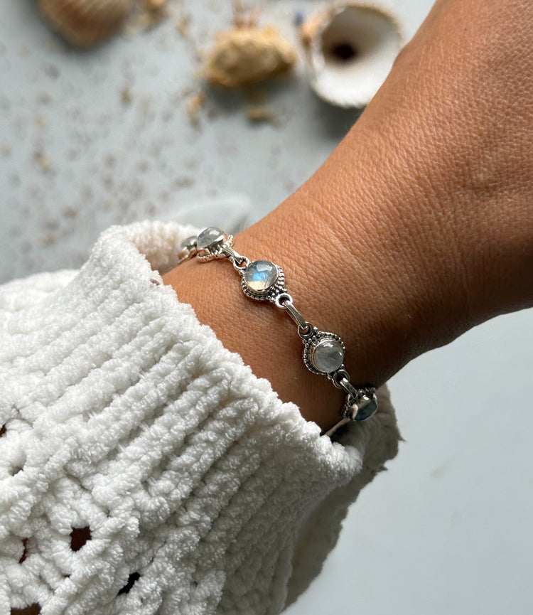 Sidabrinės apyrankės