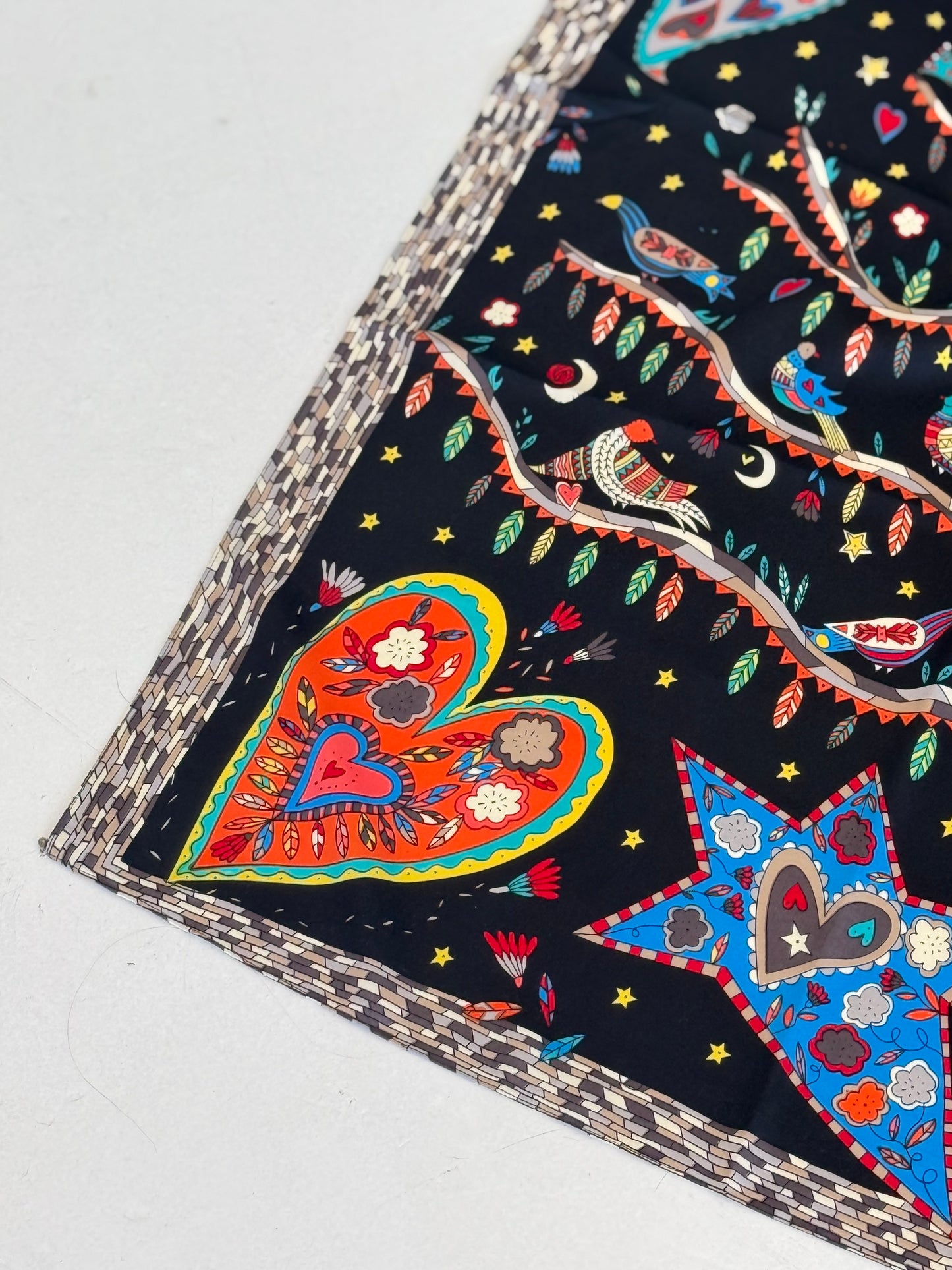 Skarelė "Gyvybės medis"