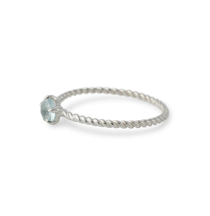 Sidabrinis žiedas su Topazu