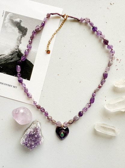 Ametisto kaklo papuošalas "Apsauga ir Ramybė"