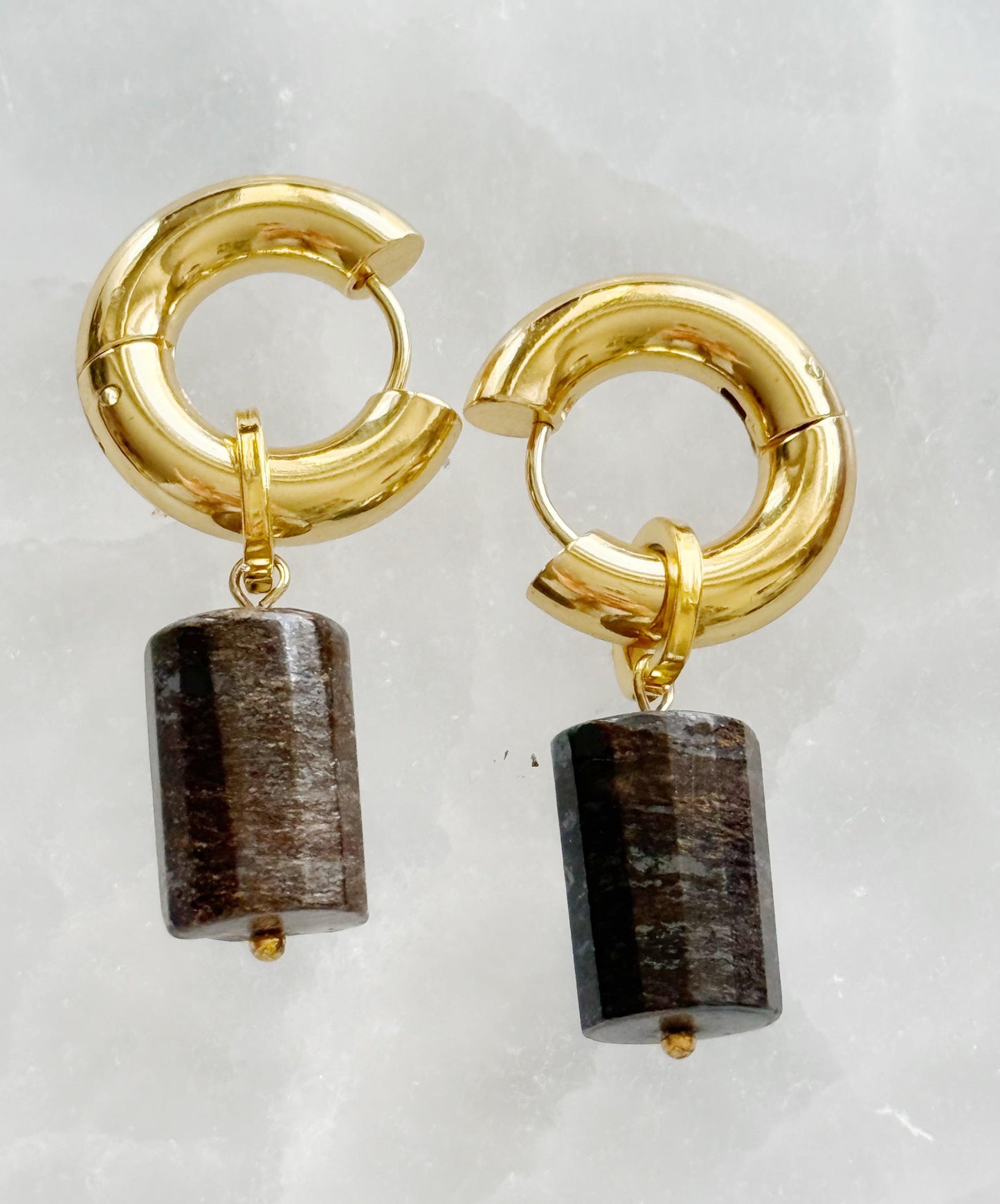 Auskarai su Pietersito kristalais