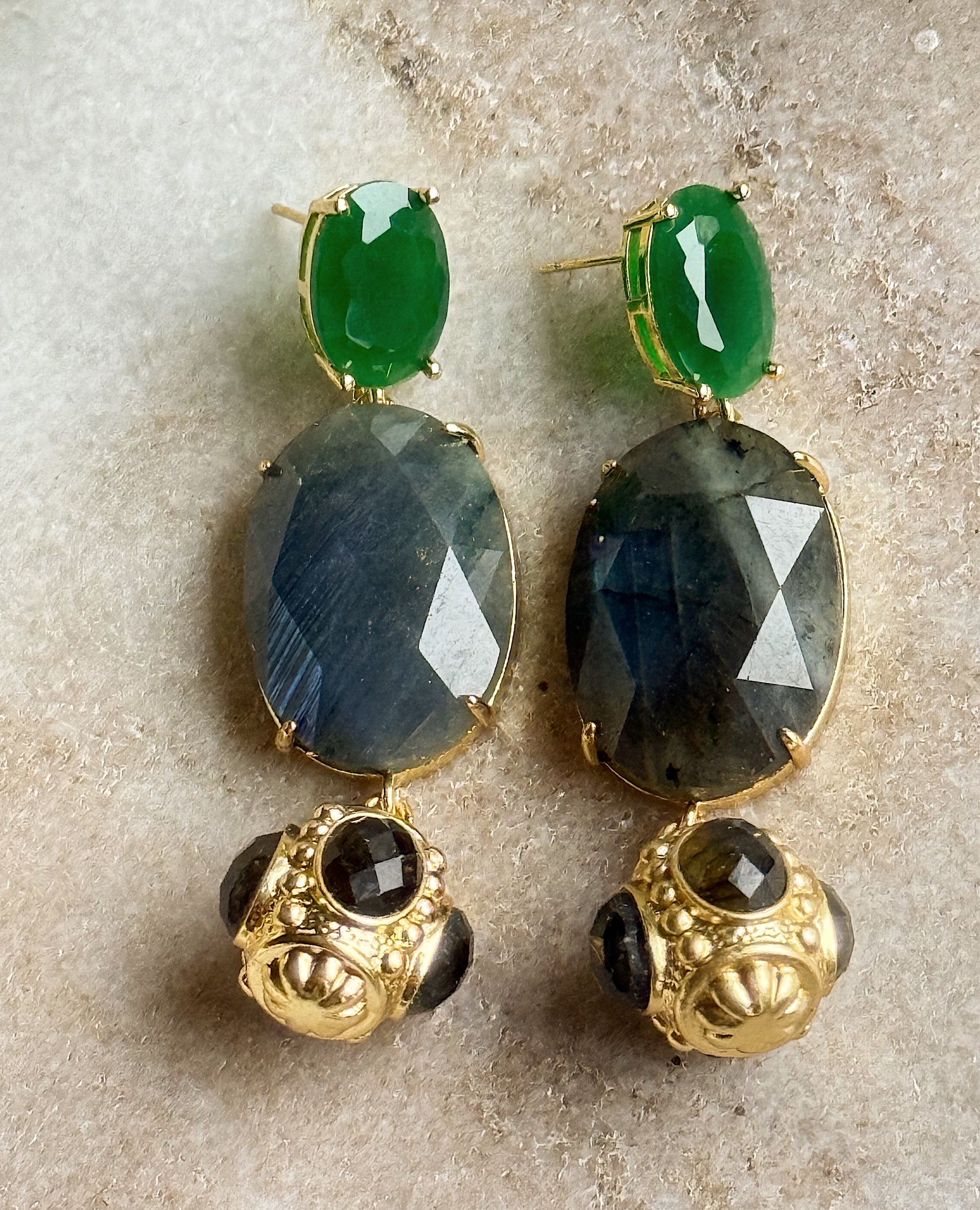 Auskarai su labradoritu "Potencialas"