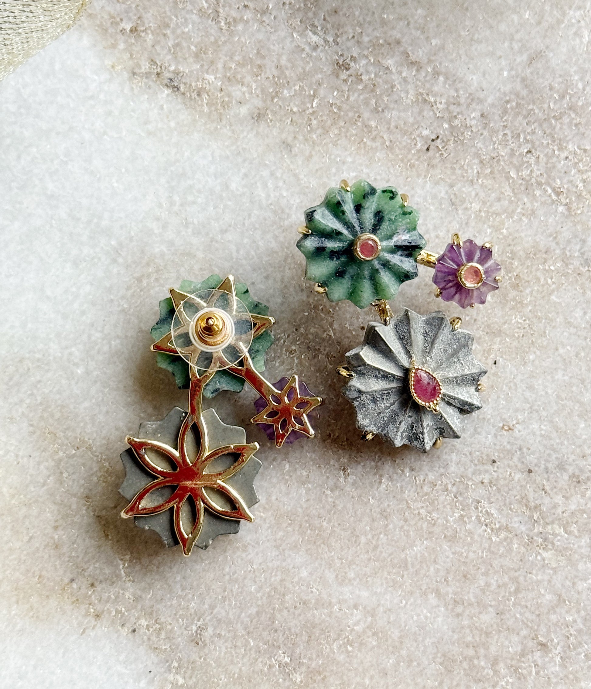 Auskarai su piritais "Žaidimas"