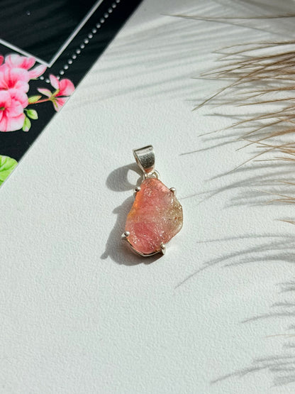 Sidabrinis turmalino pakabukas