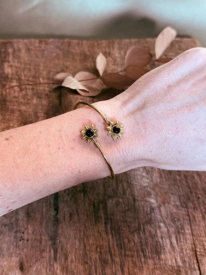 Granatų apyrankė “Ugnies Žiedas”