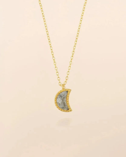 Kaklo Papuošalas su labradoritu "Mėnulis”