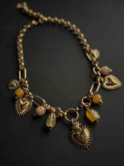 Kaklo papuošalas "Deganti Širdis”