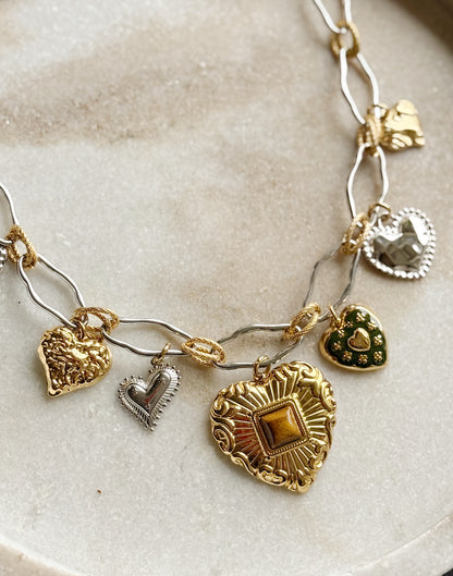 Kaklo papuošalas "Magiška Širdis”