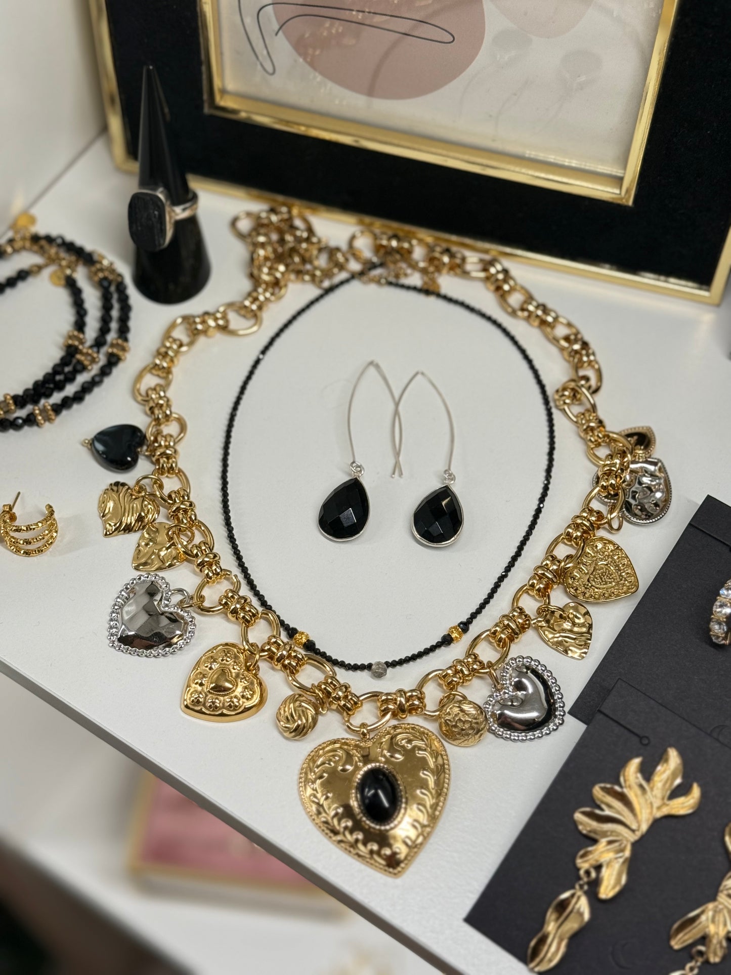 Kaklo papuošalas "Širdies kelionė”