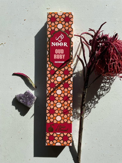 NOOR Oud Ruby smilkalai