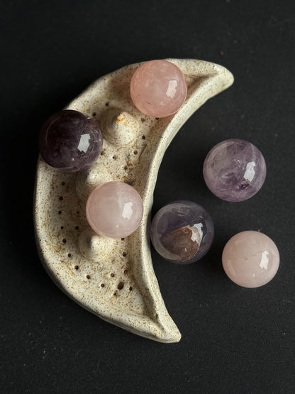 Rožinio kvarco sfera