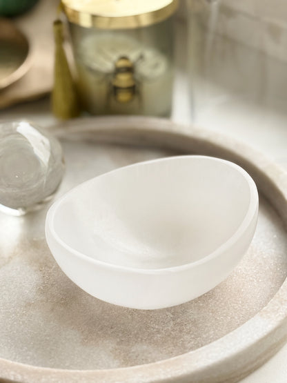 Selenito Dubenėlis “Šilko tėkmė”