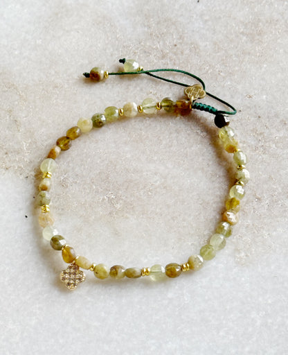 Serpentino kristalų apyrankė "Laimės dobilas"