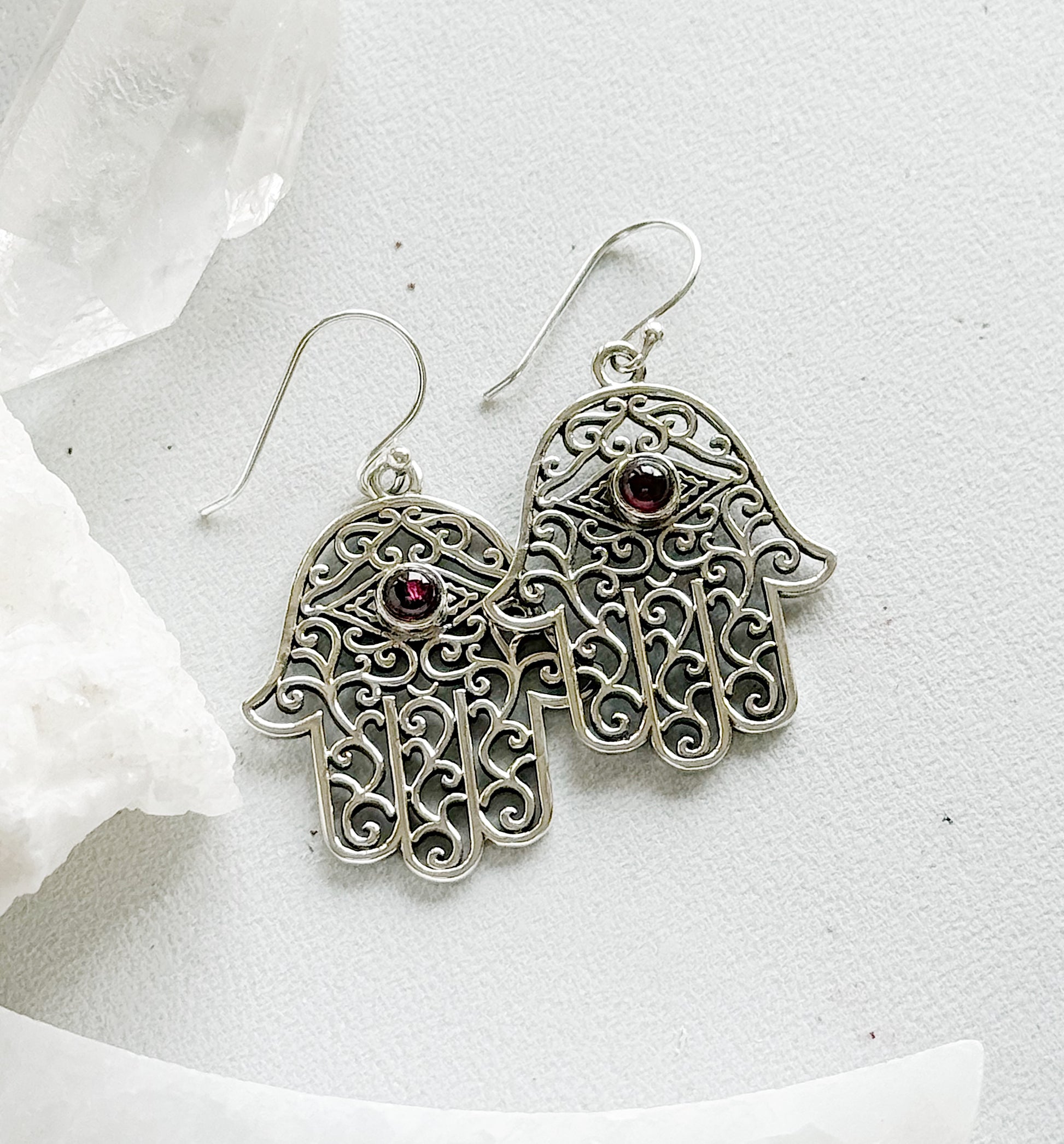 Sidabriniai auskarai "Hamsa ranka"