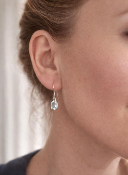 Sidabriniai auskarai su akvamarinais