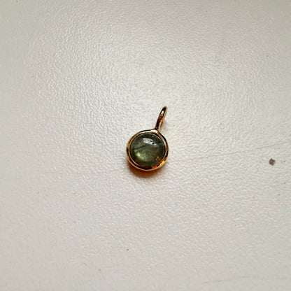 Sidabrinis Labradorito pakabukas