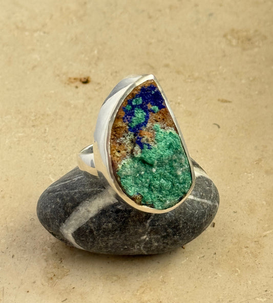 Sidabrinis Žiedas su azurito - malachito kristalu / 18 dydis