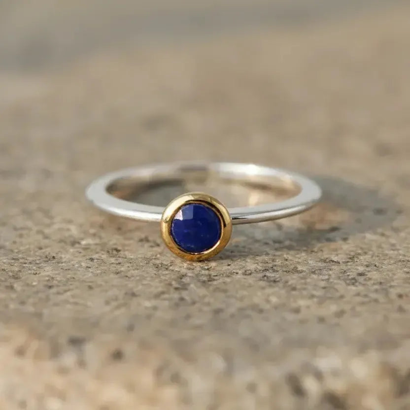 Sidabrinis Žiedas su lazuritu