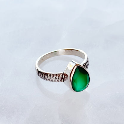 Sidabrinis Žiedas su žaliuoju oniksu