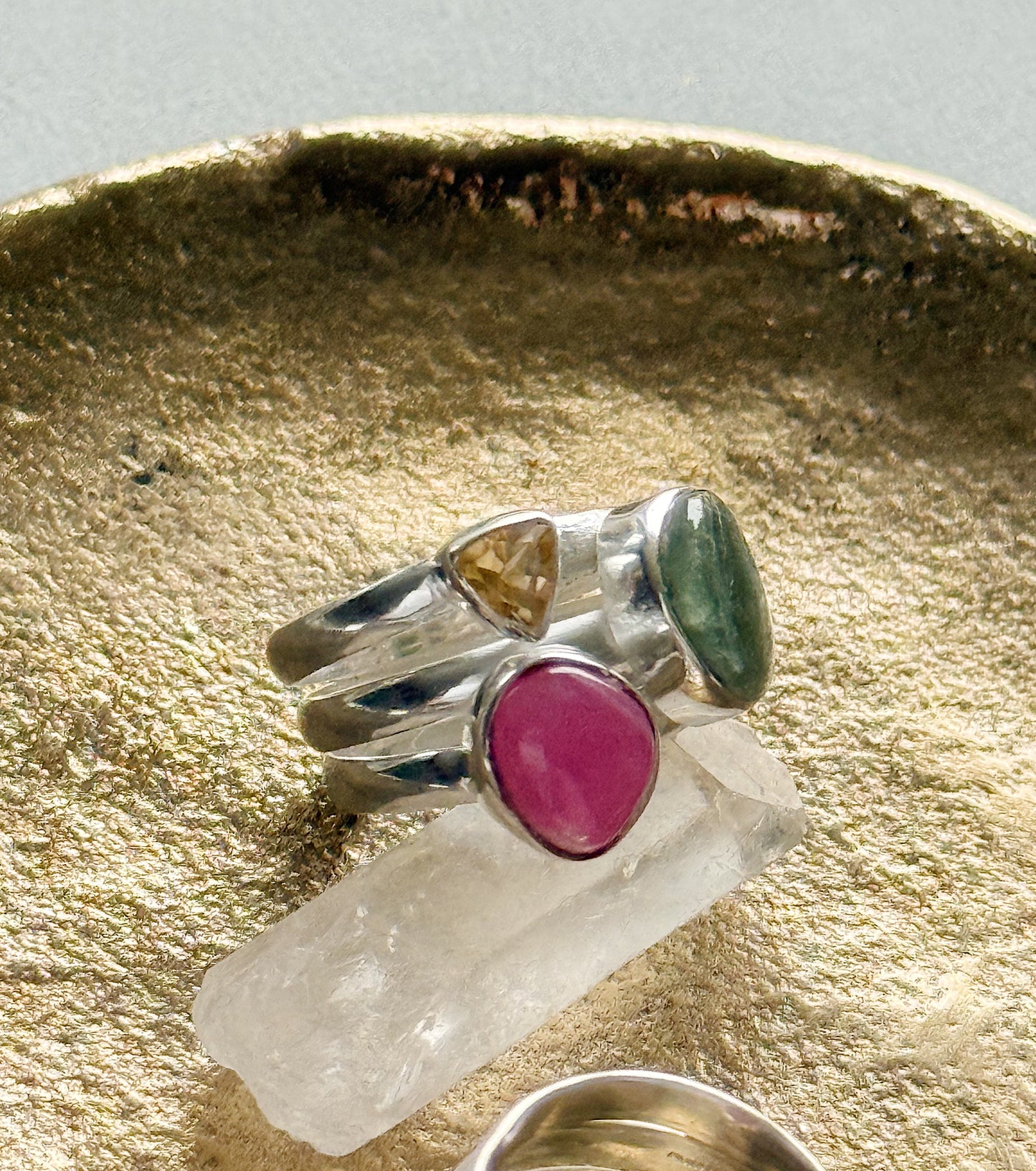 Sidabrinis turmalino, avantiurino ir citrino žiedas / 16 dydis