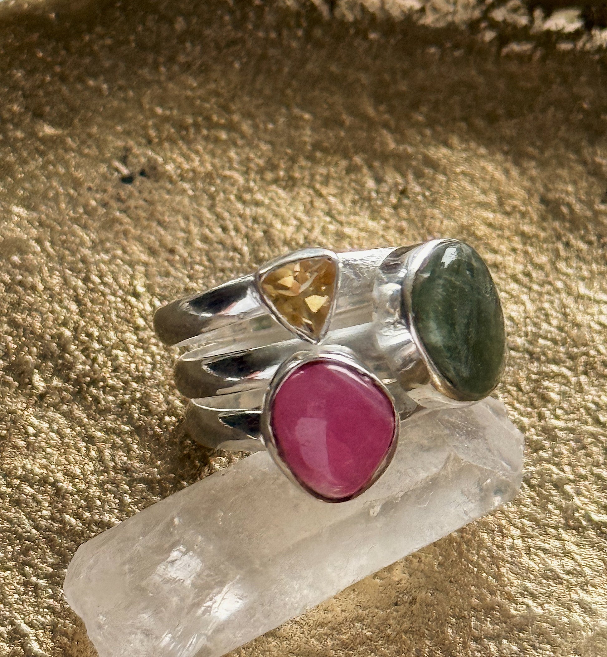 Sidabrinis turmalino, avantiurino ir citrino žiedas / 16 dydis