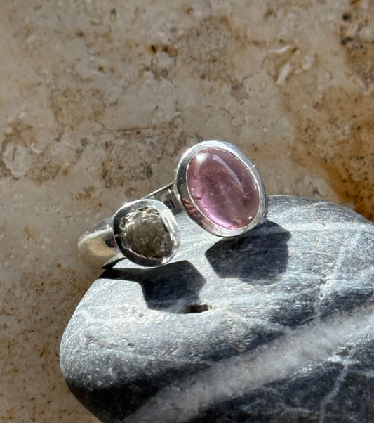 Sidabrinis turmalino žiedas / 16 dydis