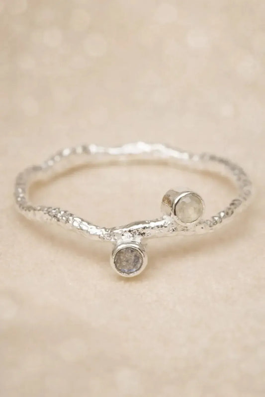 Sidabrinis žiedas "Du labradoritai”