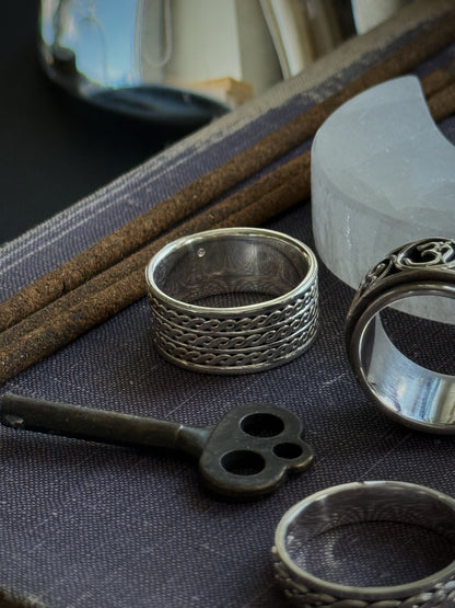 Sidabrinis žiedas "Gijos"