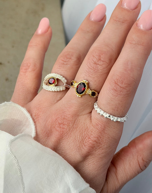 Sidabrinis žiedas “Granato akis” 16 dydis