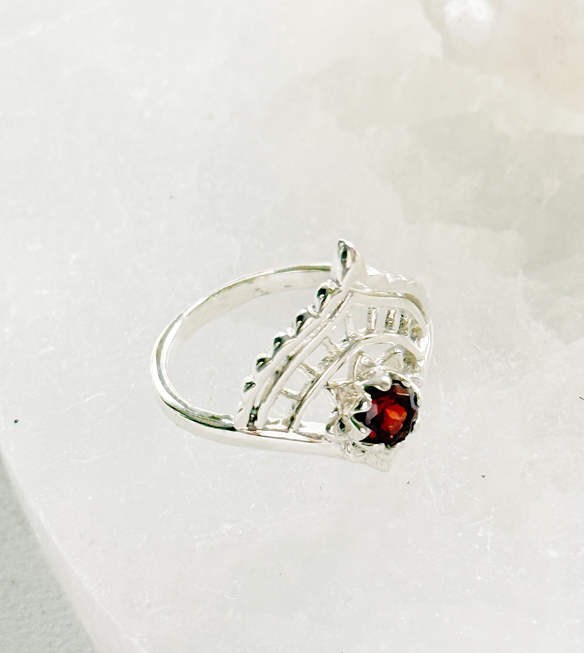 Sidabrinis žiedas “Išsiskleidimas” / 12 dydis