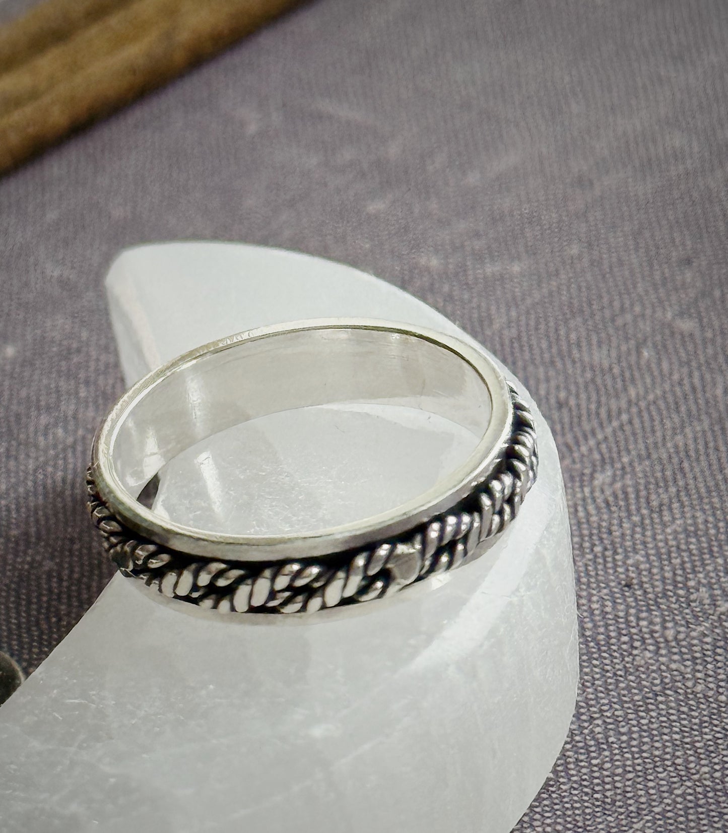 Sidabrinis žiedas “Juostos”