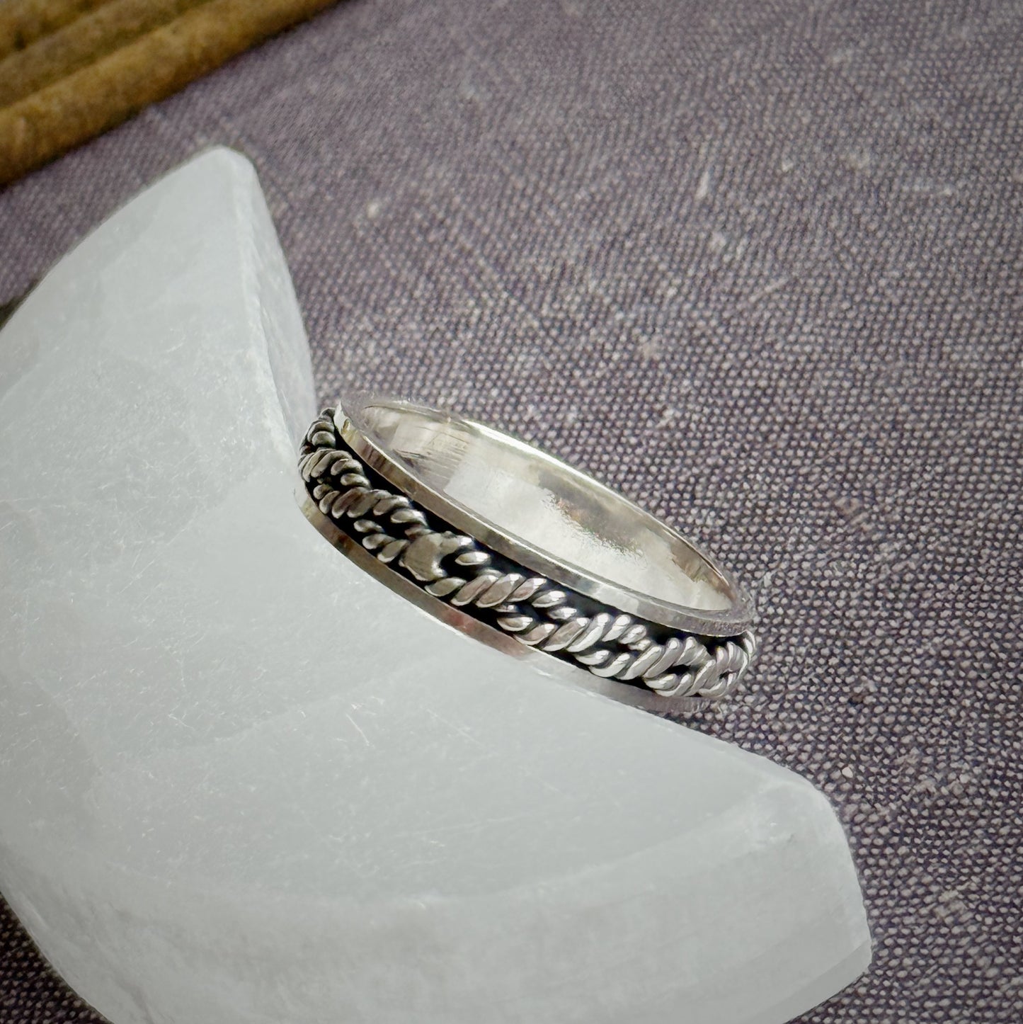 Sidabrinis žiedas “Juostos”