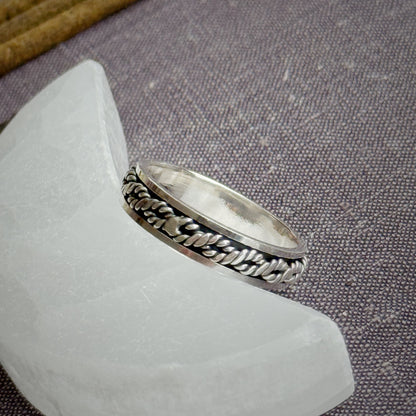 Sidabrinis žiedas “Juostos”
