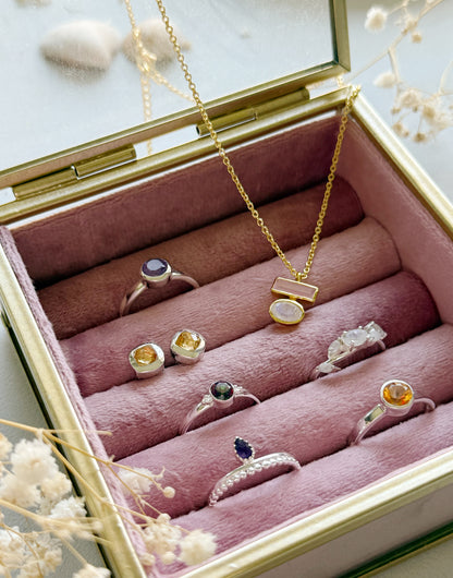 Sidabrinis žiedas su Ametistu