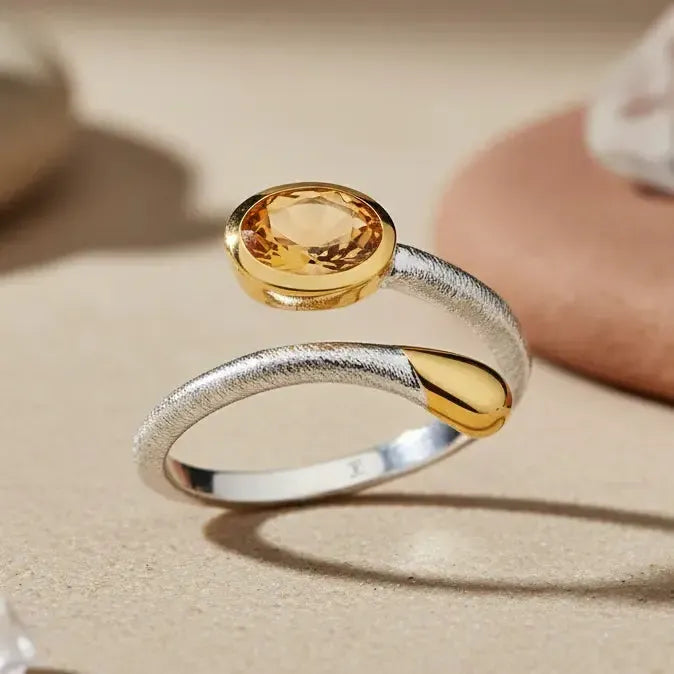 Sidabrinis žiedas su Citrinu “Tėkmė”