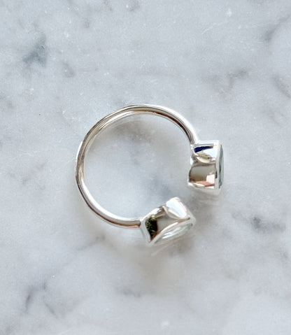 Sidabrinis žiedas su Topazu “Lašeliai”